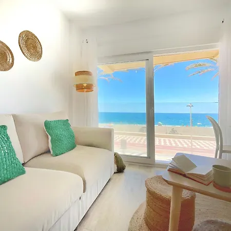 Cs7 Kaleria Suites Almeria Exterior photo